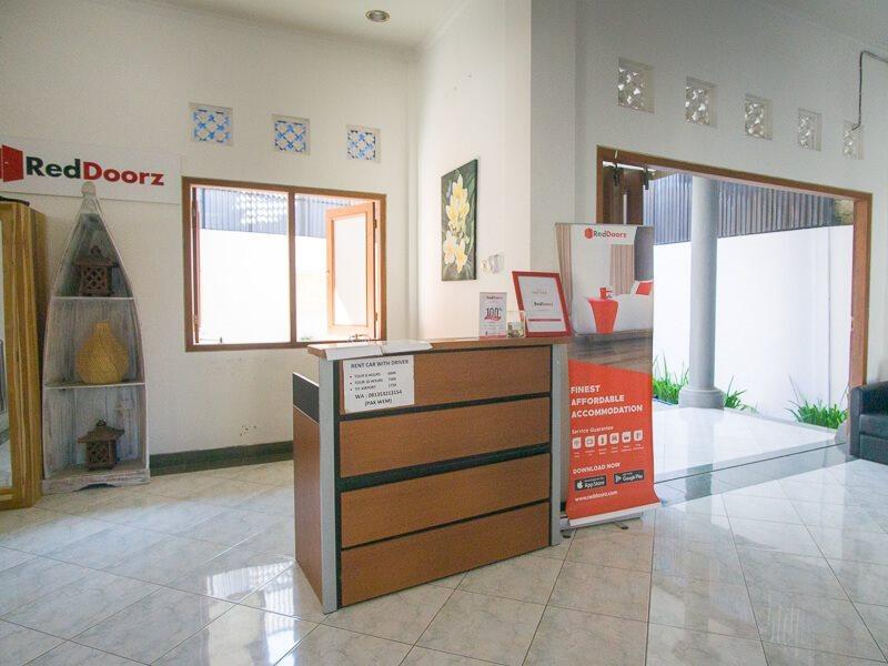 מלון Reddoorz @ Jalan Gatot Subroto Denpasar מראה חיצוני תמונה