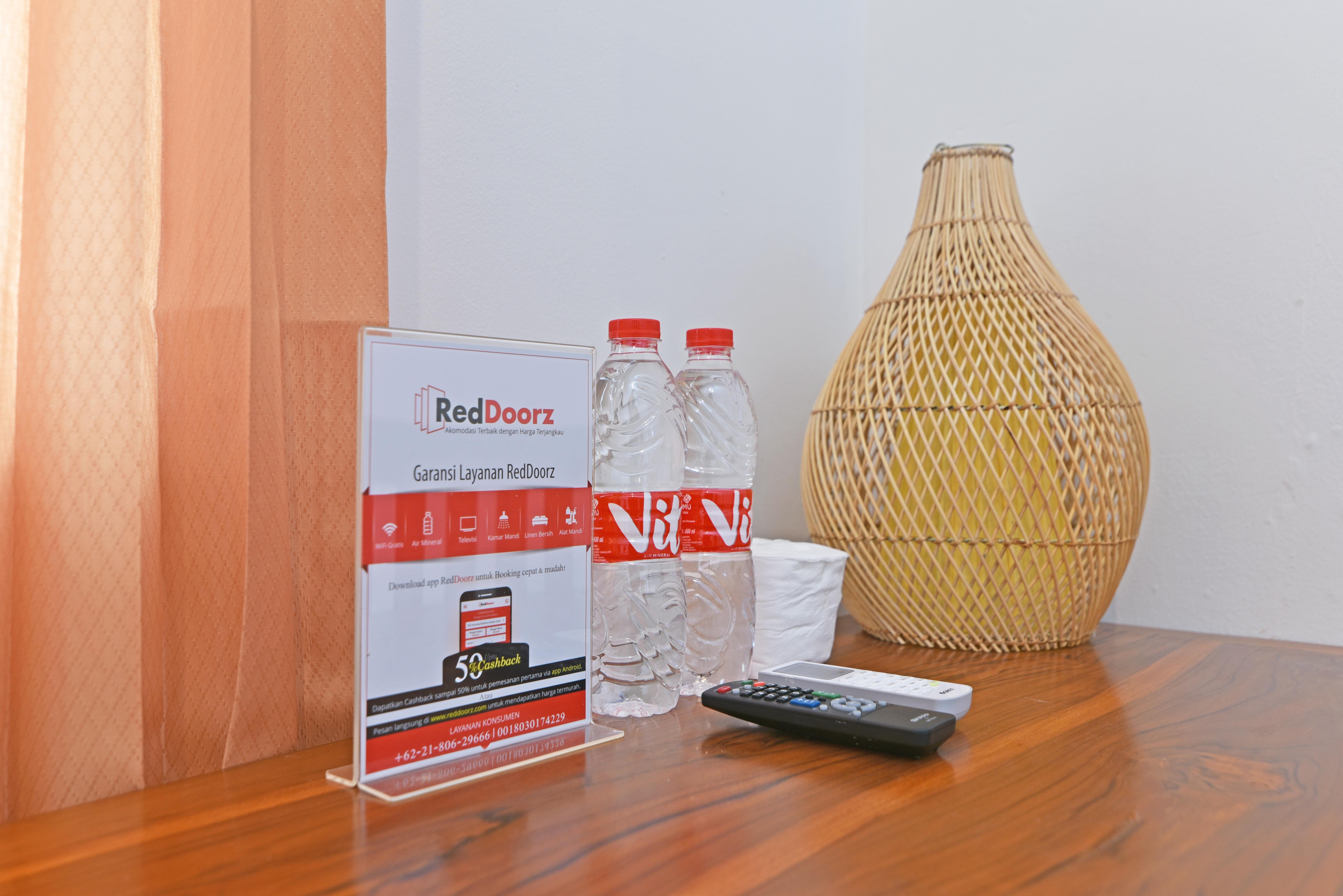 מלון Reddoorz @ Jalan Gatot Subroto Denpasar מראה חיצוני תמונה