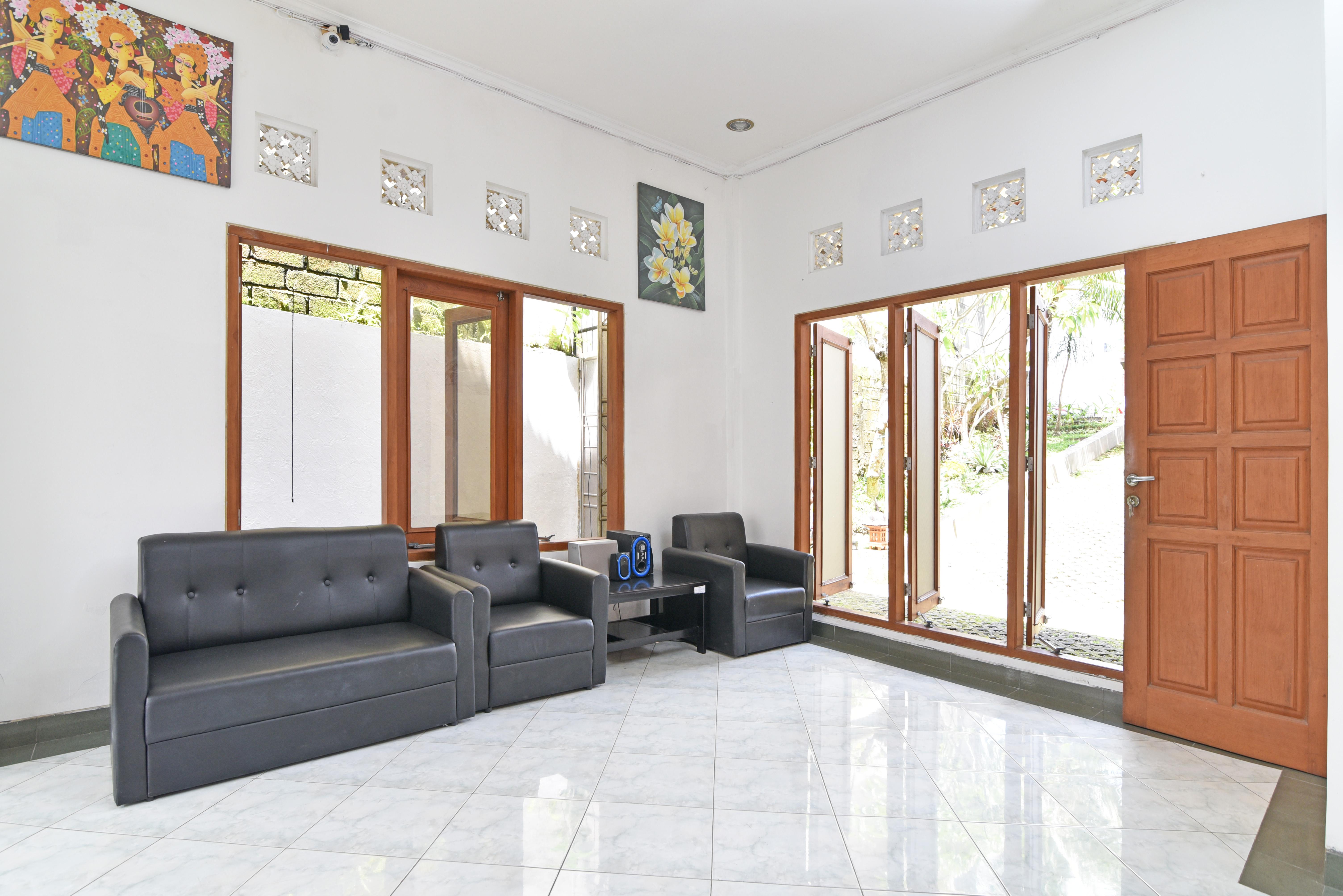 מלון Reddoorz @ Jalan Gatot Subroto Denpasar מראה חיצוני תמונה